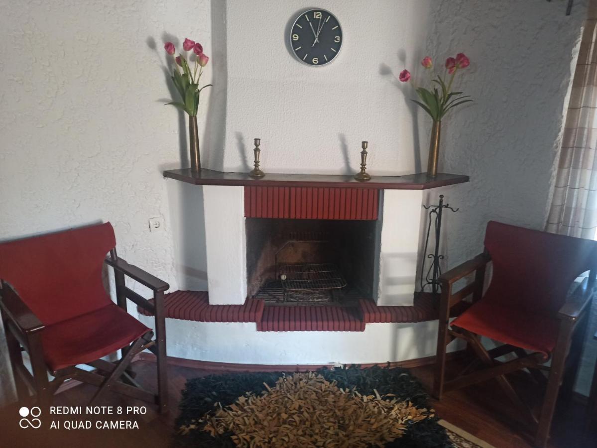 Forestrock Studio For Sale Too Спарти Екстериор снимка